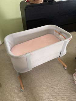 Skip Hop 2-in-1 Bassinet