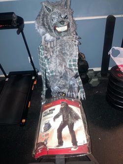 Spirit Halloween Full Moon Madness Werewolf Costume with Claws and Feet usually not included with the costume