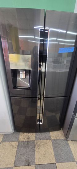 Samaung 4 door refrigerator