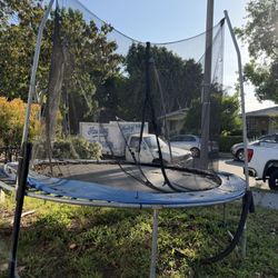 Trampoline 
