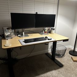 Autonomous Standing Desk