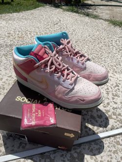 Nike Sb Strawberry Milk Sz 11.5