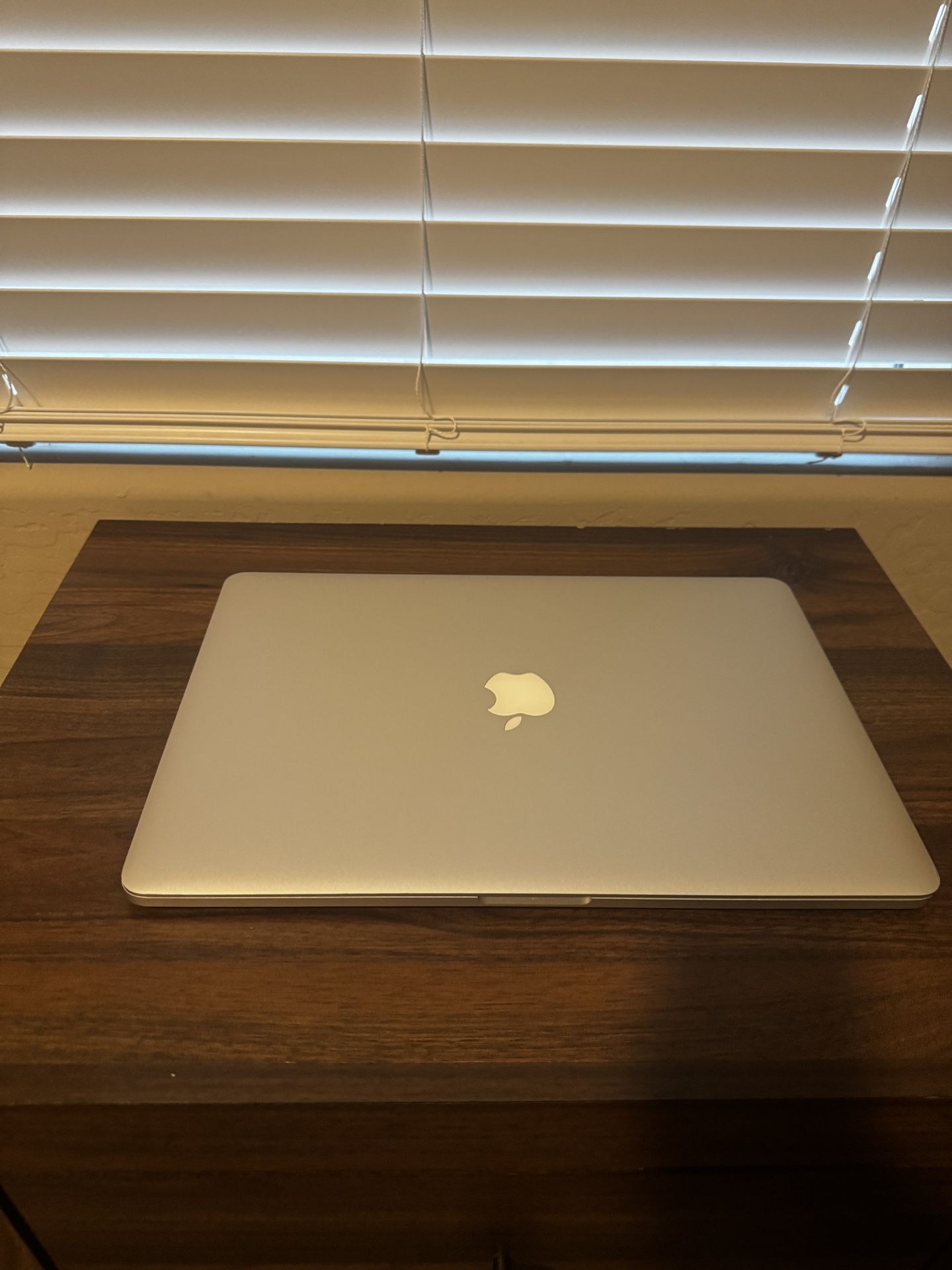 MacBook Pro 15β Retina β i7 / 16GB / 500GB SSD