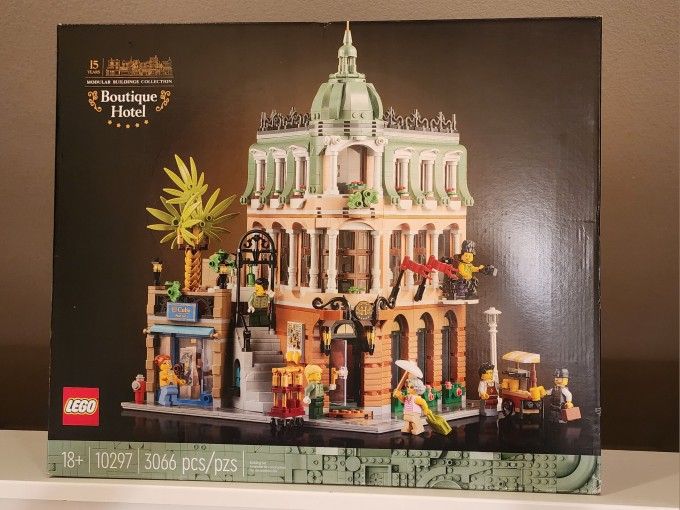 LEGO Icons: Boutique Hotel 10297 (New Sealed)
