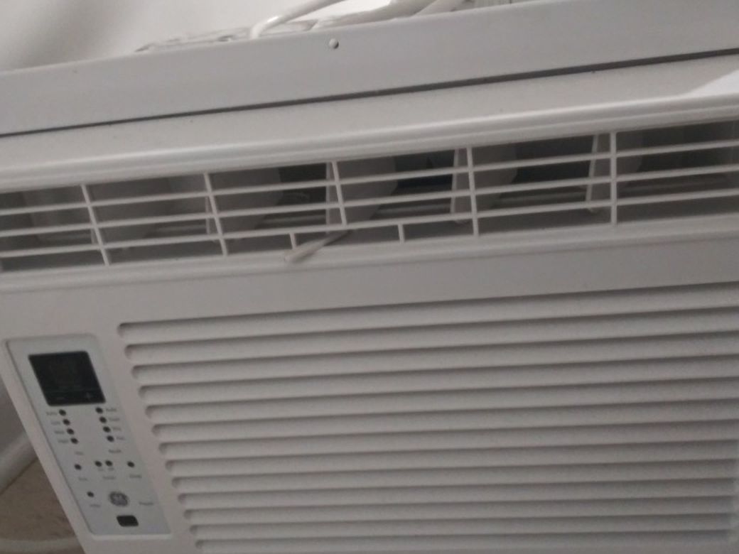 GE Ac Unit Used With Remote