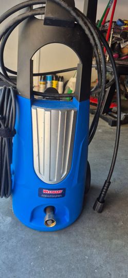 Westward water pressure