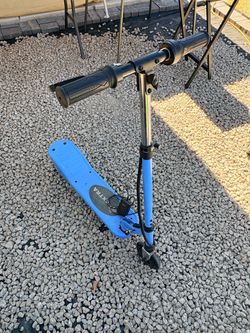 XTRA Electric Scooter Blue