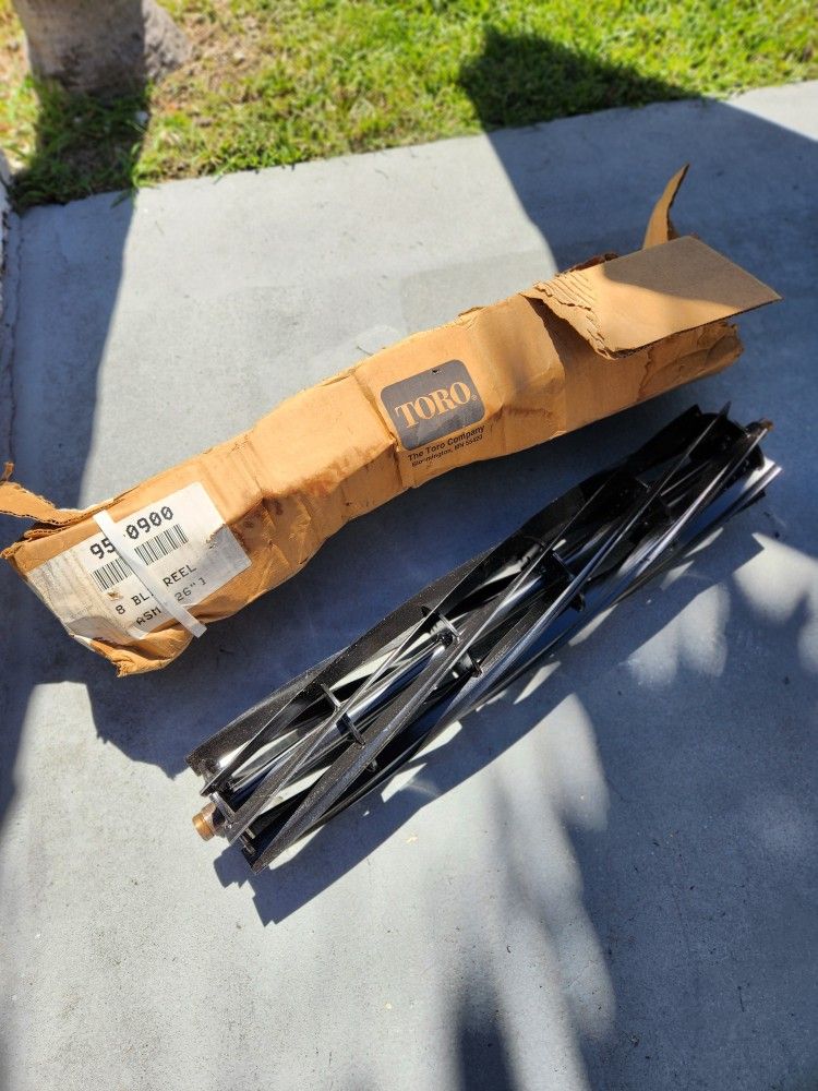 BRAND NEW TORO REEL-8 BLADE 26 INCH