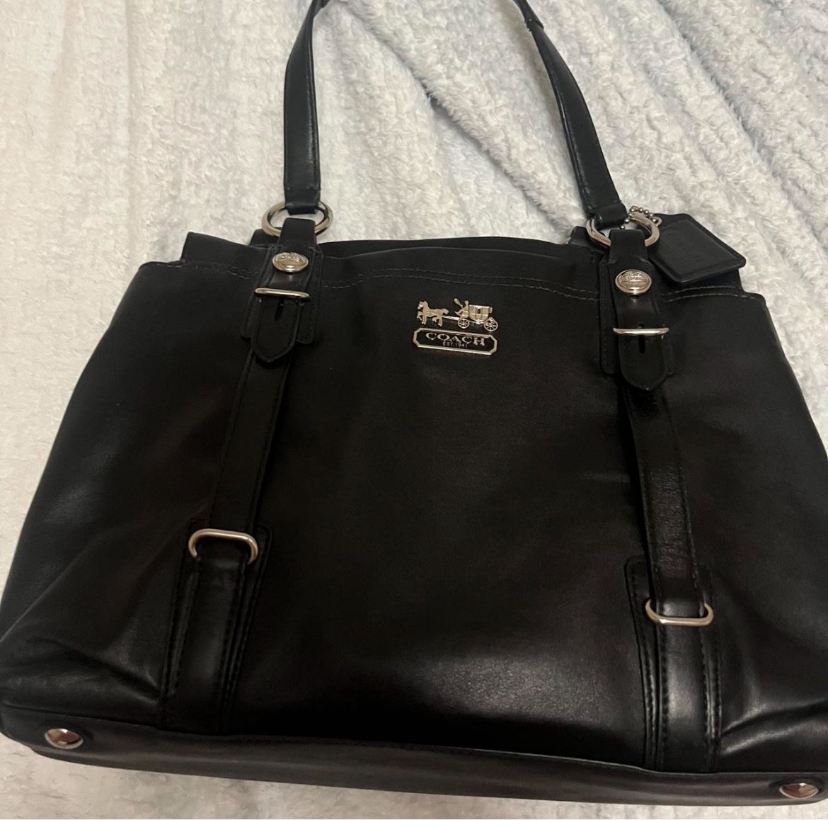Black Coach Purse With Purple Inside