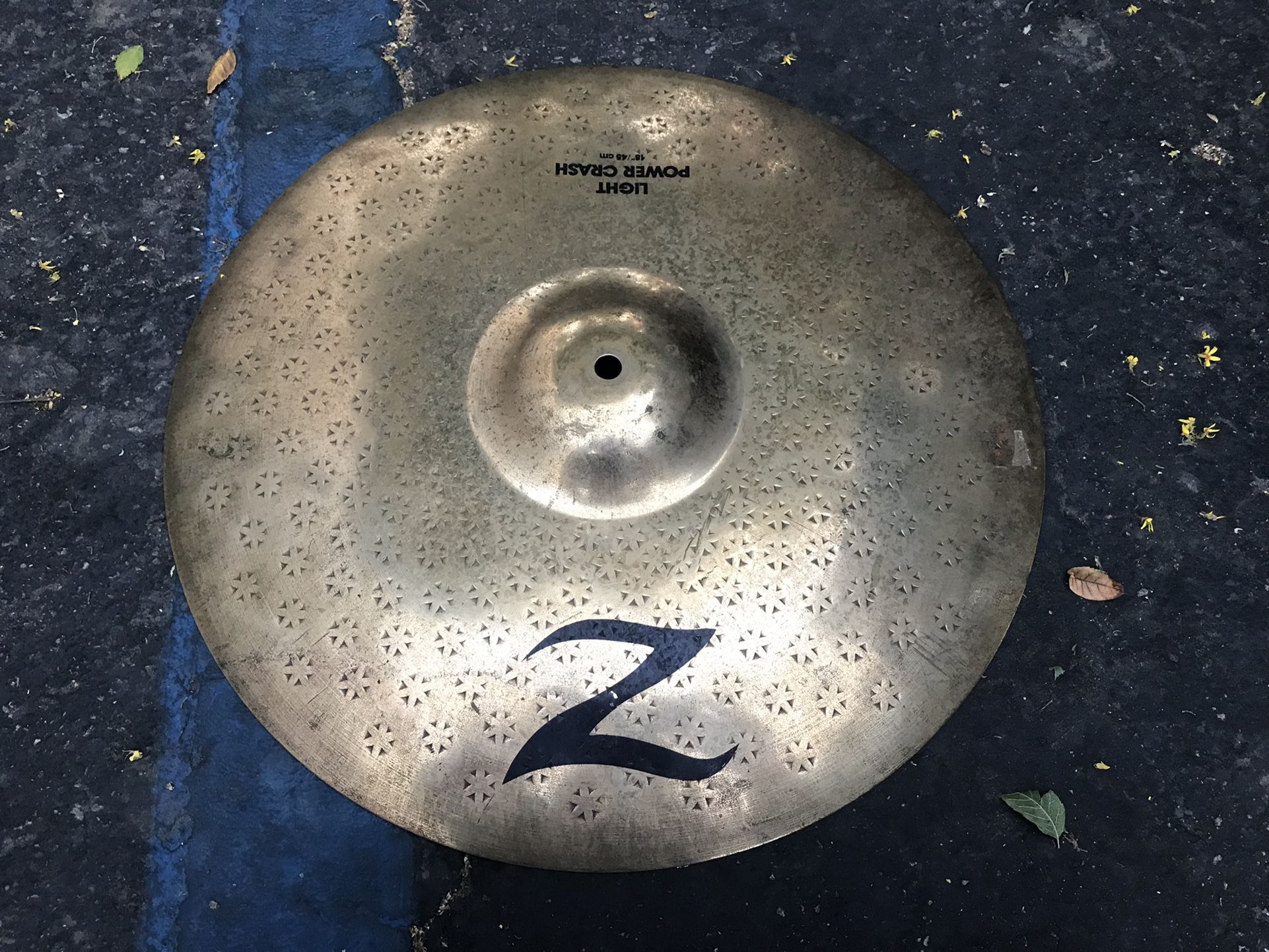 Zildjian 18” Light Power Crash Cymbal for drum set