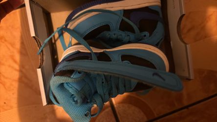 Nike boy shoes