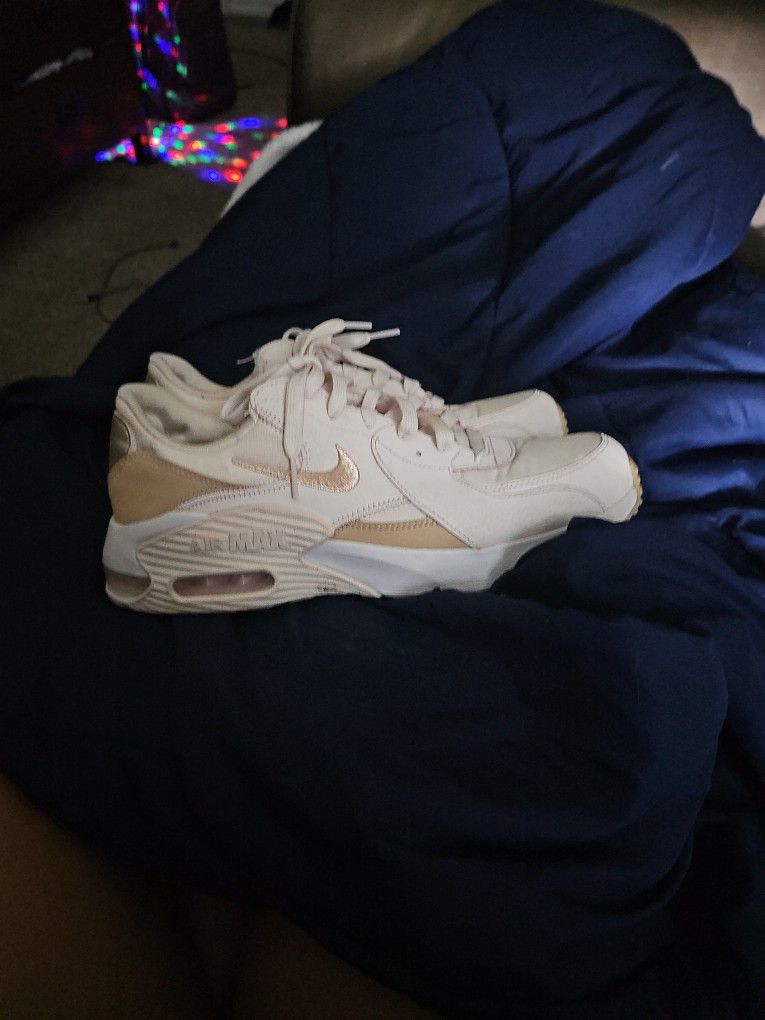 Size 11 Air MAX