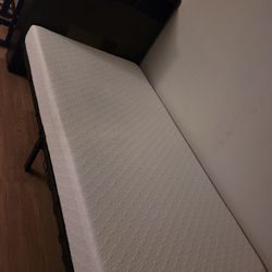 Twin Bed w/LED Lights (Frame/Headboard & Matress)