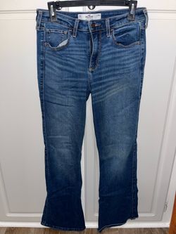 Curvy Mid-Rise Hollister Bootcut