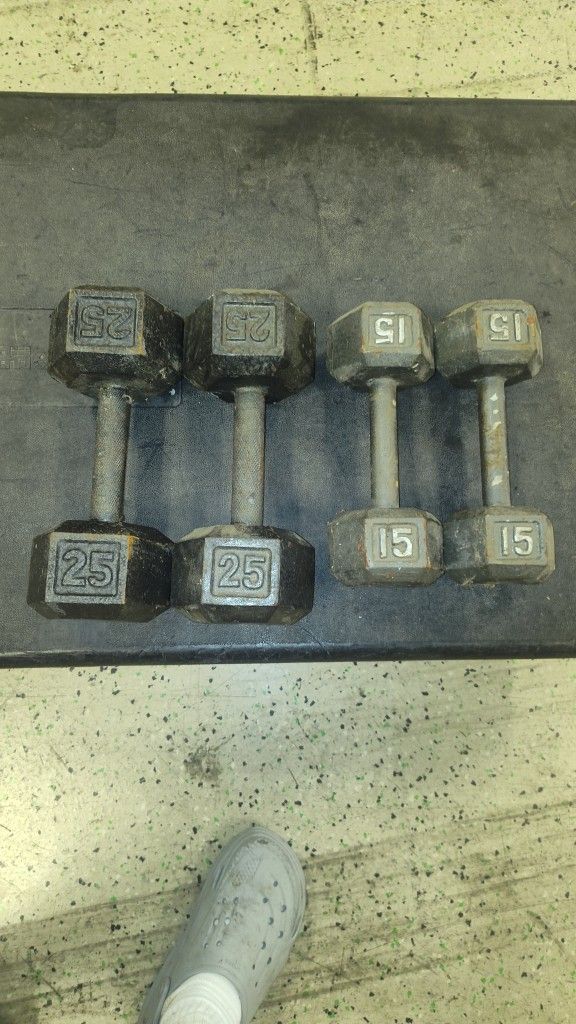 25s And 15 Pound Dumbbells