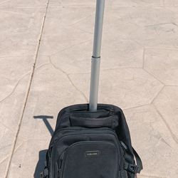 Back pack with weels