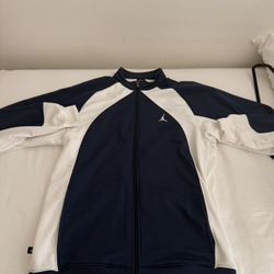 Air Jordan Tracksuit/Sweatsuit Size Large 