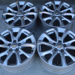 OEM Chevy Rims / Rines / Wheels 17” 5x115