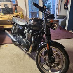 2014 triumph bonneville