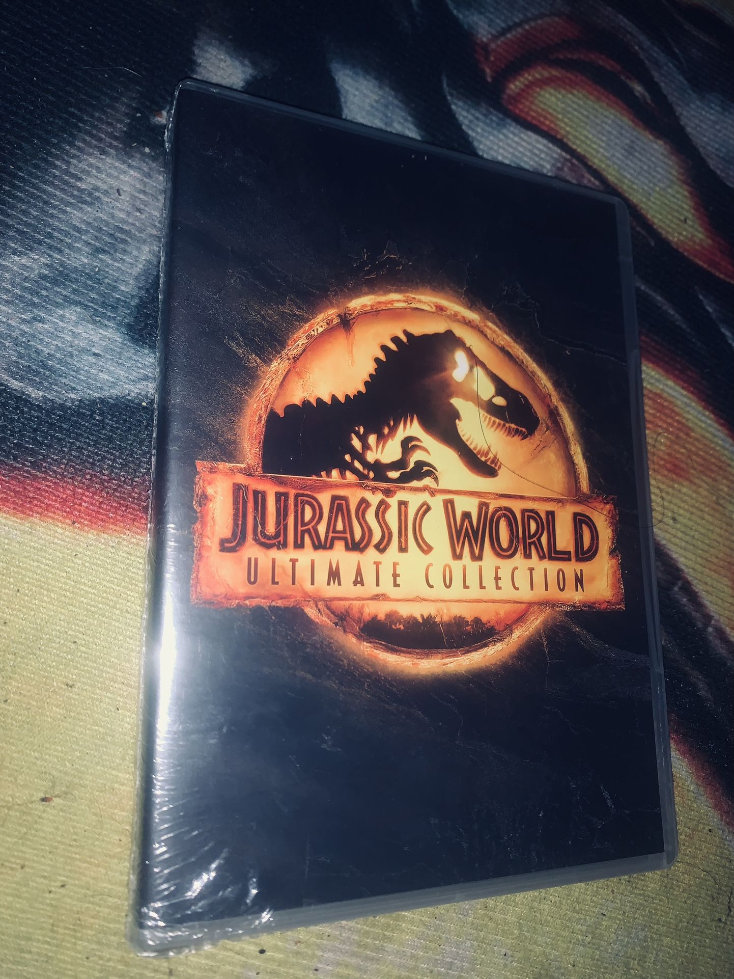 JARASSIC WORLD COLLECTION NEW