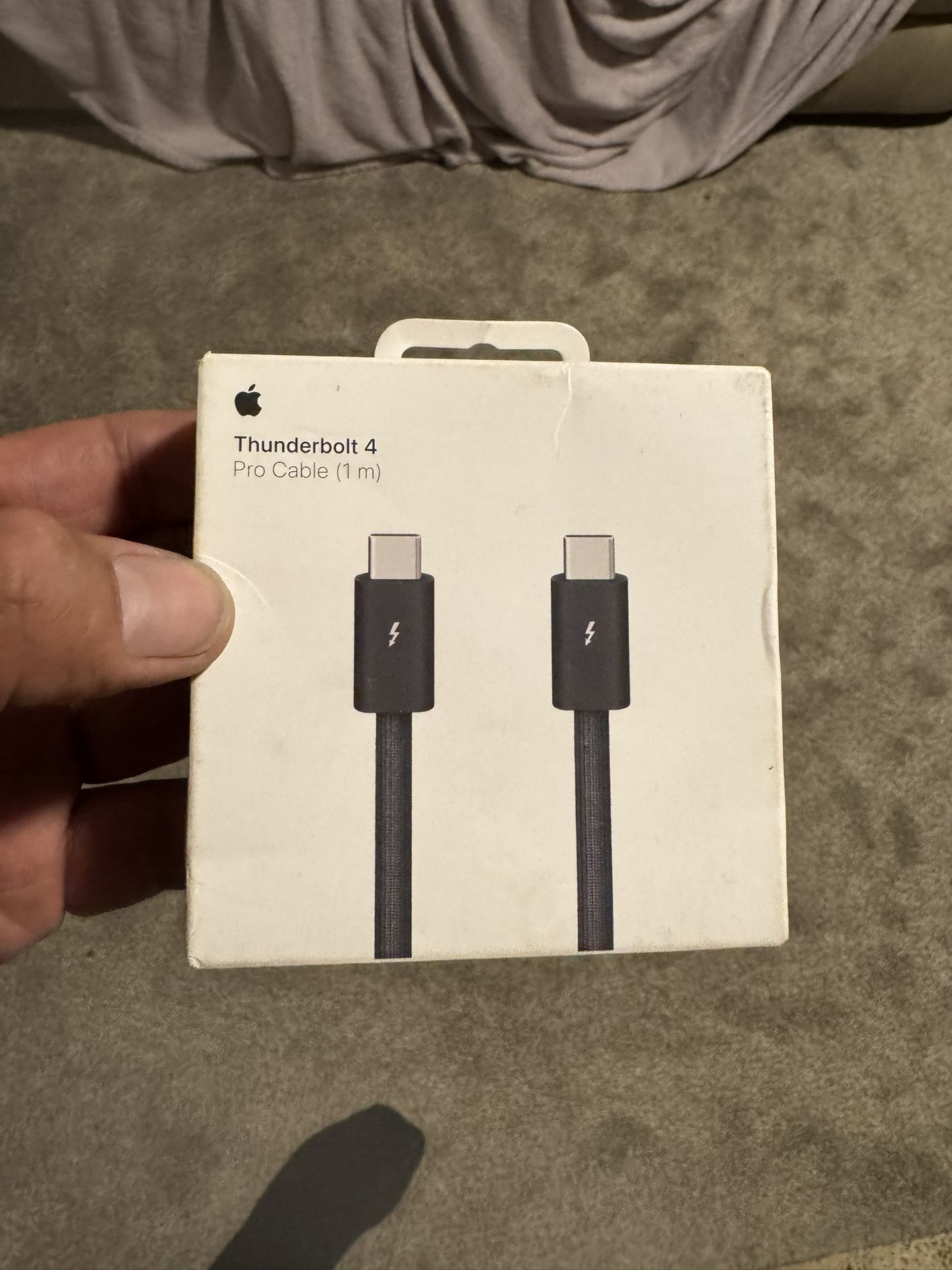 Apple Thunderbolt 4 Pro Cable Brand New Sealed 50$$