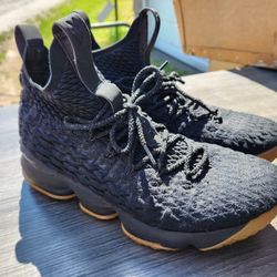 Nike Lebron 15 Gs