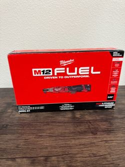 Milwaukee M12 FUEL 3/8" Ratchet Kit