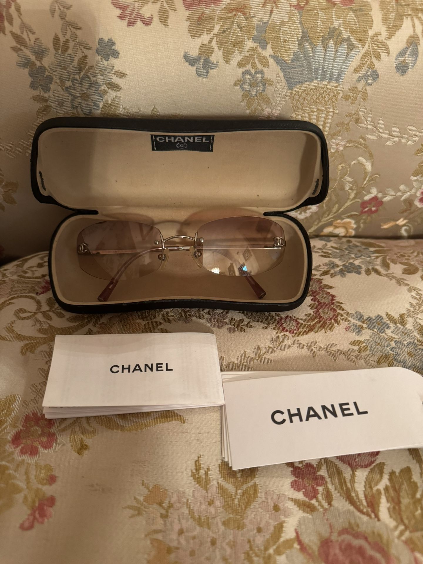 Authentic Vintage Chanel CC Monogram Sunglasses Pink Silver Hardware