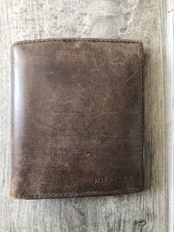 Tommy Hilfiger wallet🔥