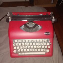 Typewriter 