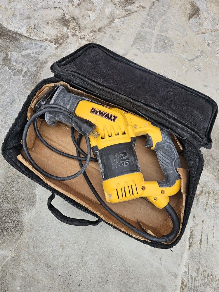 Dewalt compact 12amp reciprocating saw / sawzall