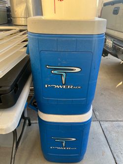 Two liquid containers