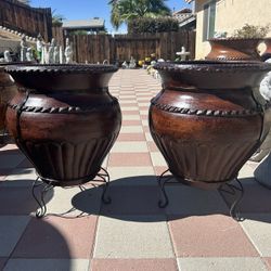 New Flower Pots Made Out Of Clay 