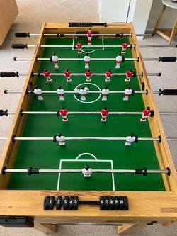 FOOSBALL TABLE: Soccer Game Table with 2 Balls, 2 Cup Holders