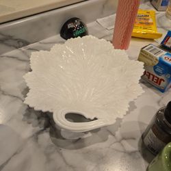 Leaf Shape Dish