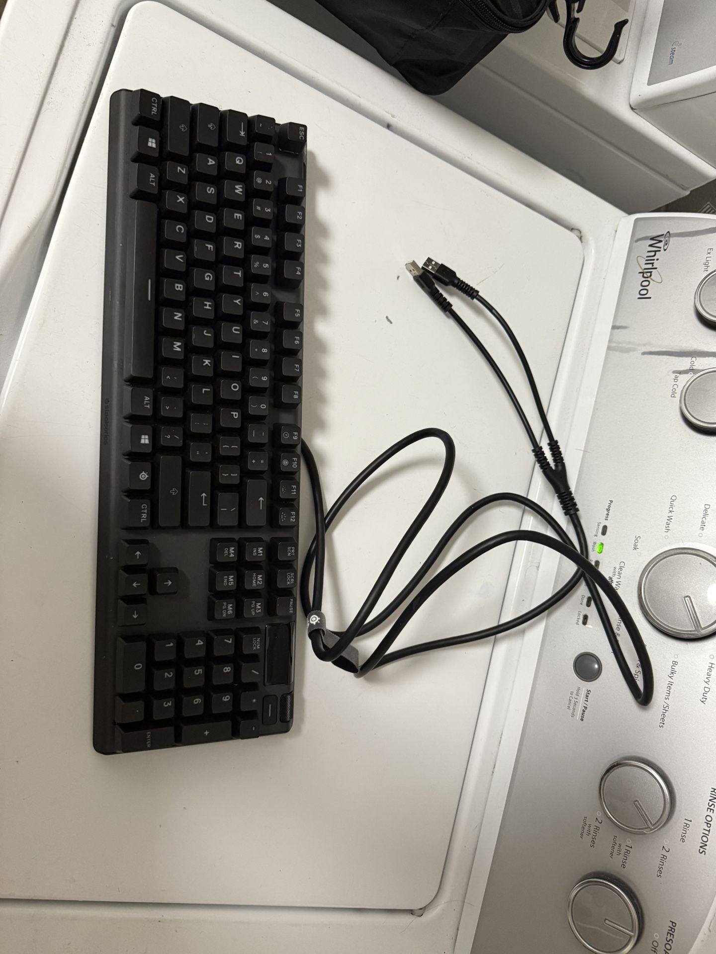 Steel Series Apex Pro Keyboard