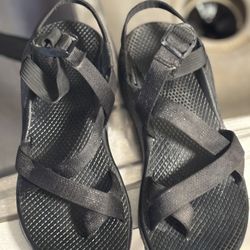Black Chaco Women’s Size 9