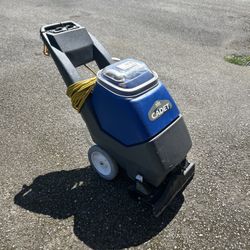 Windsor/Karcher Carpet Cleaner