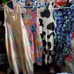 Girls dresses sizes 6X/7