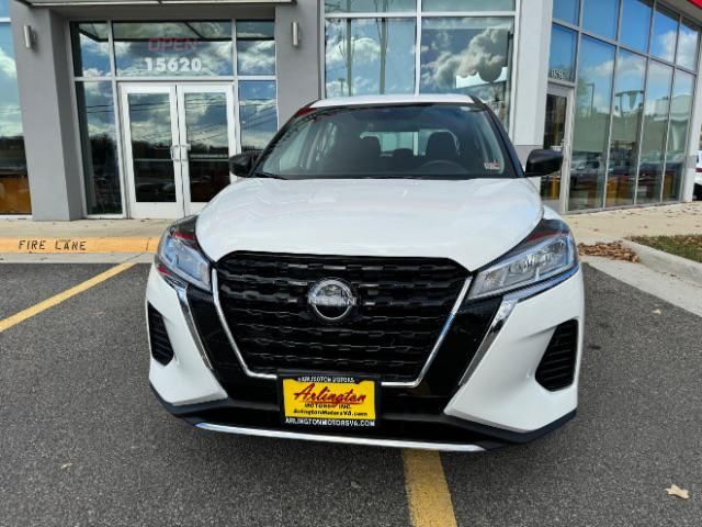 2022 Nissan Kicks
