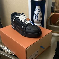 Black Trainer Shoes LV New Size 8 9 10
