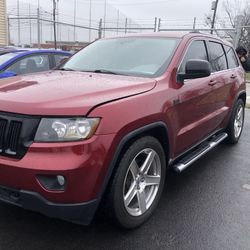2012 Jeep Grand Cherokee HEMI 345