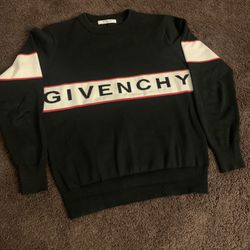 dagboek nood Diakritisch Givenchy Sweater for Sale in San Diego, CA - OfferUp