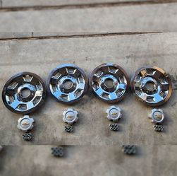 Chevy Colorado Hub Covers, Centers And Lugs