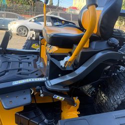 Cub Cadet
Ultima Z2 54in. Fabricated Deck 23HP V-Twin Kawasaki FR Series Engine Dual Hydro Drive Gas Zero Turn Riding Lawn Mower