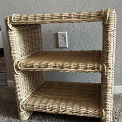 End Table/nightstand 