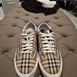 Burberry Shoes Size 12 US