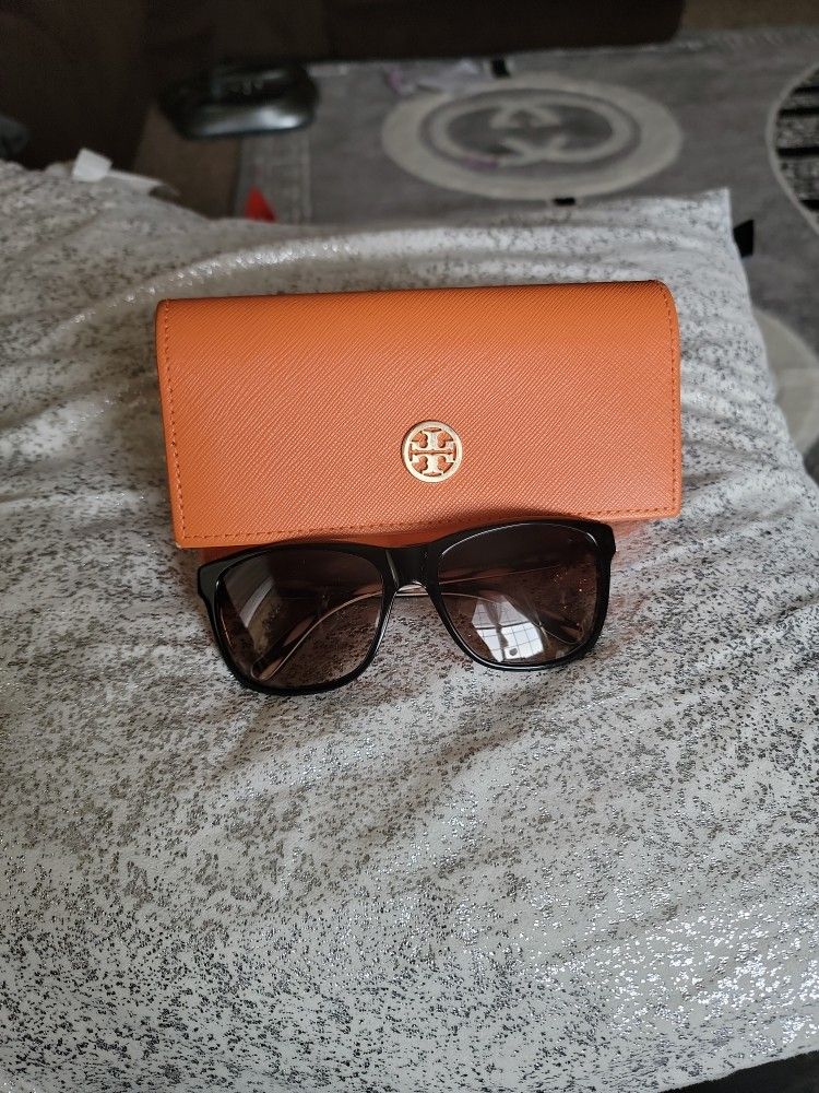 TORY BURCH SUNGLASSES