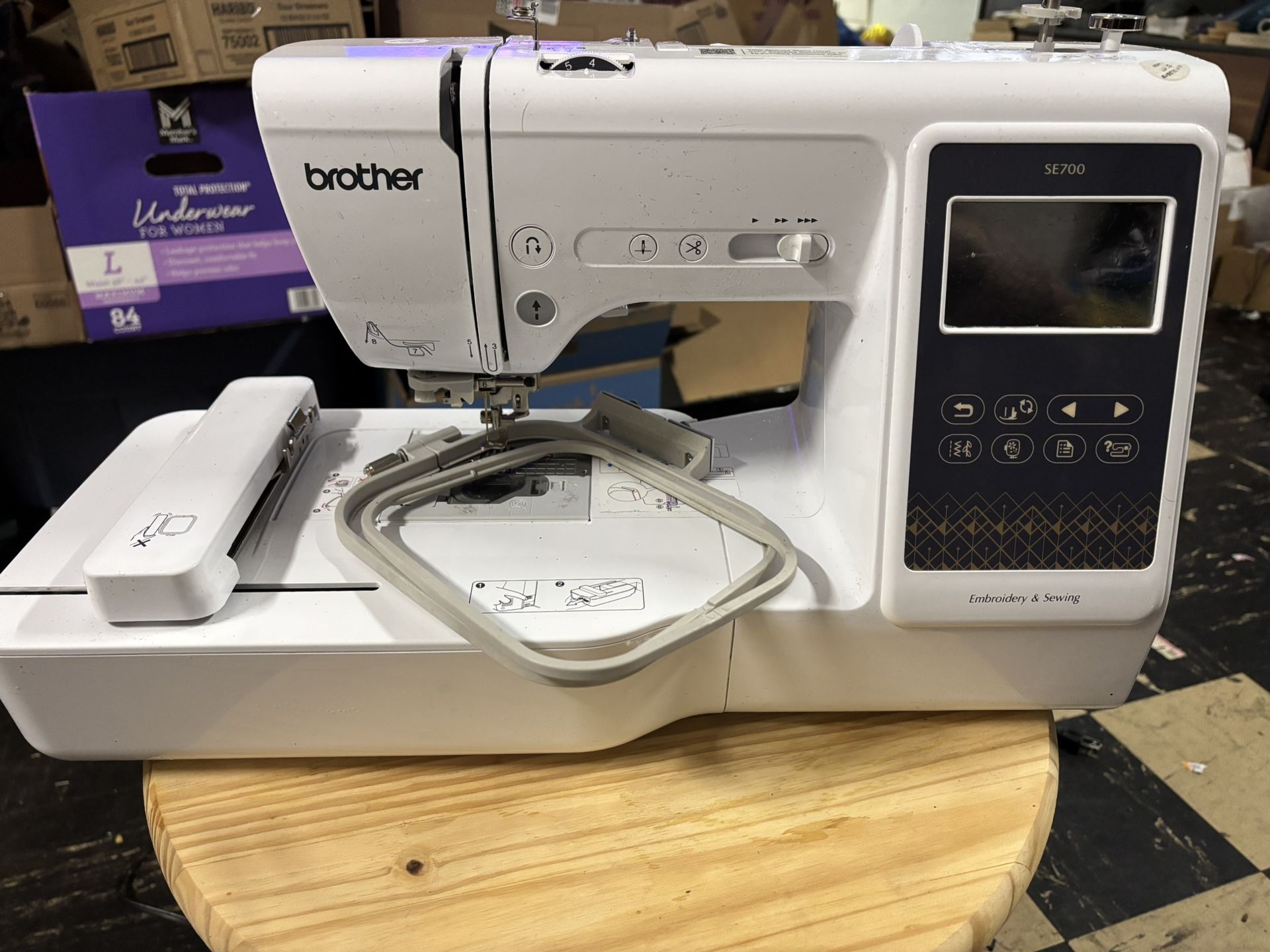 Brother Embroidery SE700