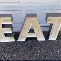 EAT Sign 22” Letters For Home Or restaurant Decoration And Advertisement 99$ Obo